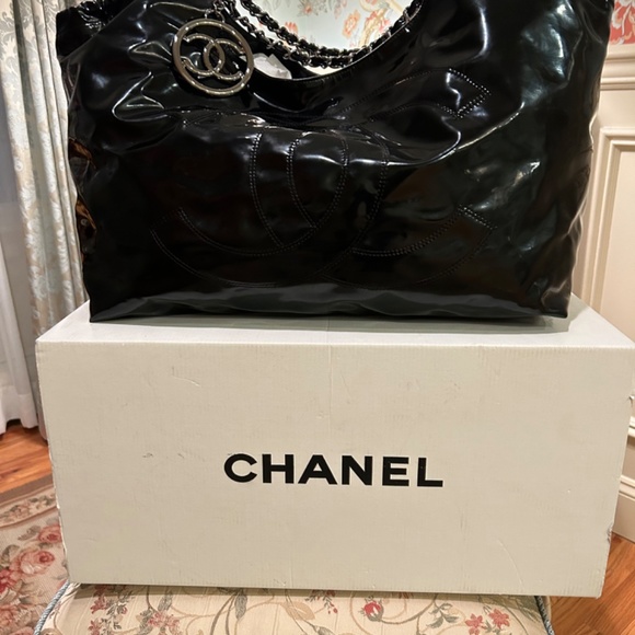 Chanel Coco Grand Cabas Black Vinyl Tote Bag size XL - Picture 3 of 16